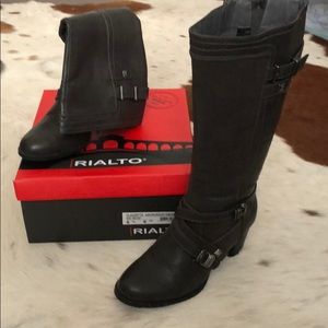 Grey Heel Boots (used)